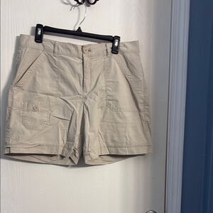 Izod Tan Cargo Shorts with Relaxed Fit and Belt Loops